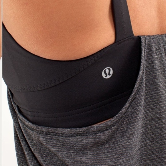 Lululemon Run: Back On Track Tank - Black, Size 4 - Picture 8 of 10